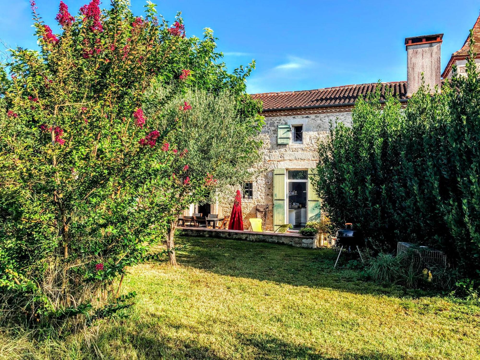 Gite Kiwi - Domaine Du Pi Geonnier De Saint-Vincent Bourran Exteriör bild