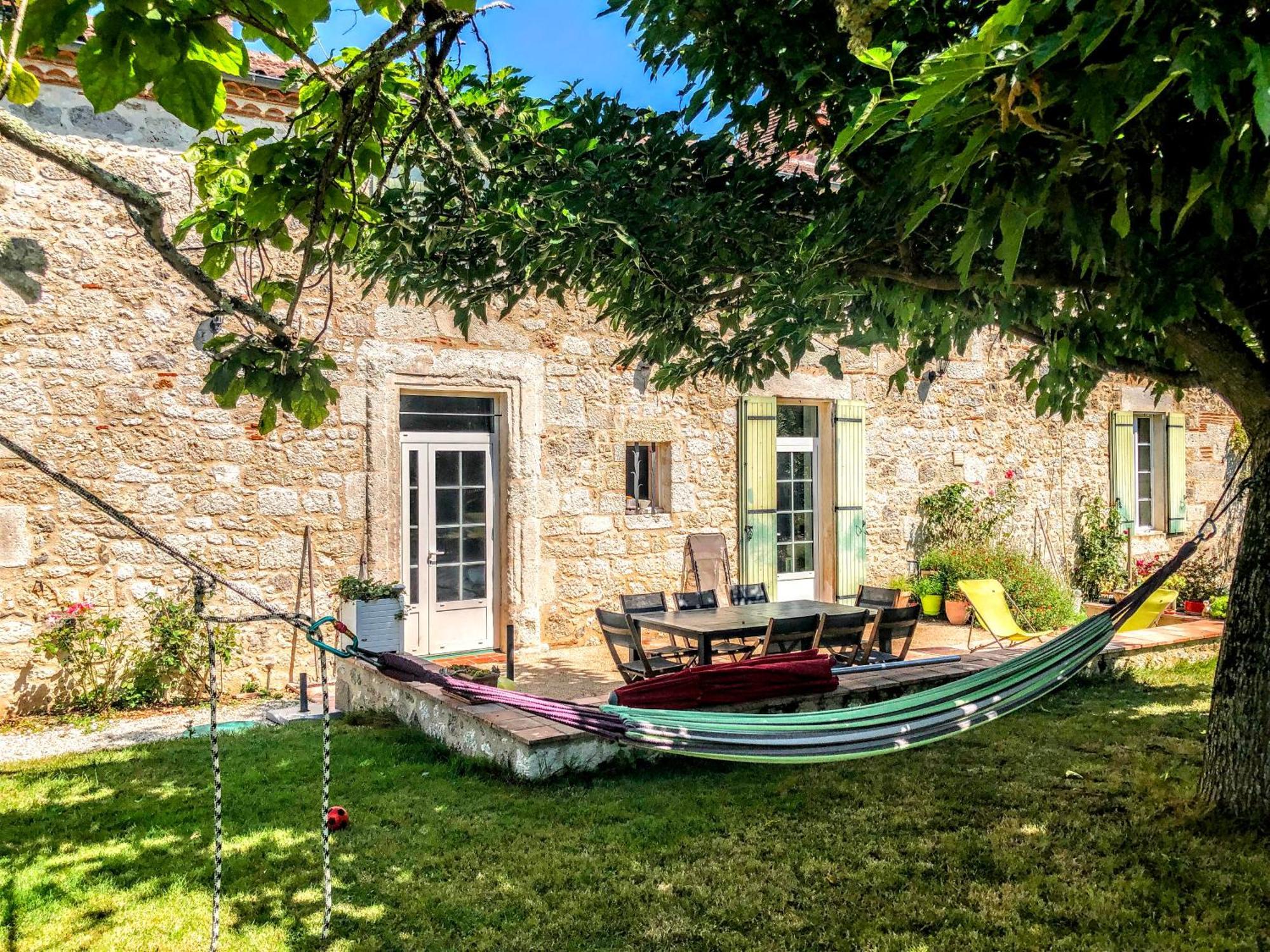 Gite Kiwi - Domaine Du Pi Geonnier De Saint-Vincent Bourran Exteriör bild